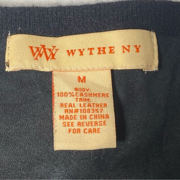 Wythe NY 100% Cashmere & Leather Black Crewneck Pullover Sweater Women's Size M - Picture 5 of 16